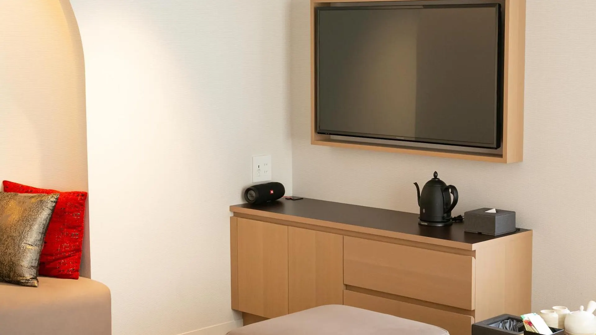 The General Kyoto Shijou Shinmachi Hotell