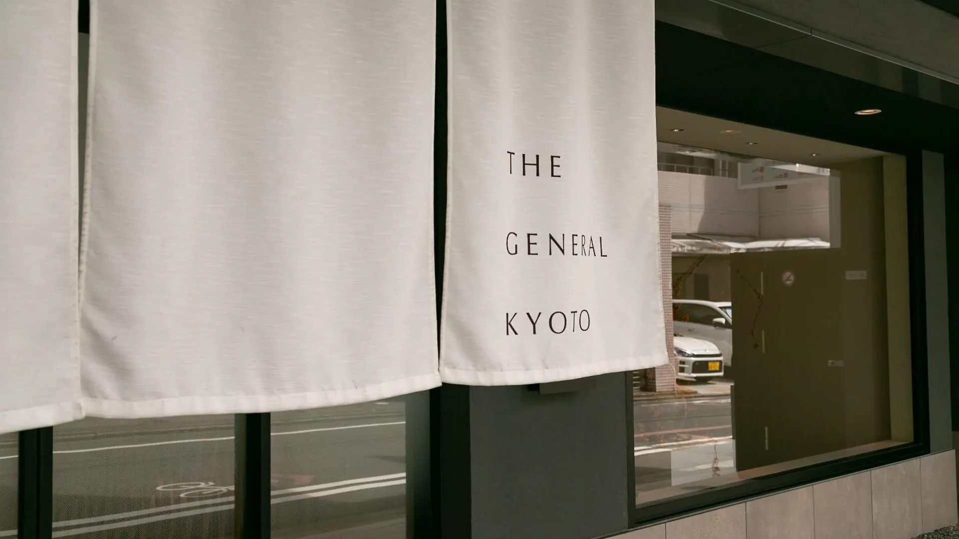 The General Kyoto Shijou Shinmachi 호텔 4*,  일본